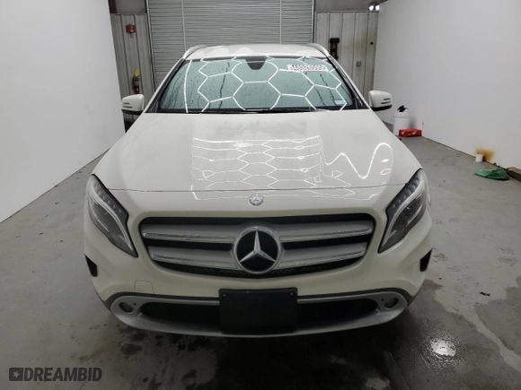 2016 Mercedes-Benz GLA with VIN WDCTG4EB1GJ222927, listed as a Copart auction lot 48526595 with 104,295 mi miles and Clean Title. Bid and sale history available at carsss.com. Image 5.