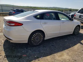 2017 Ford Fusion SE with VIN 3FA6P0HD6HR241480, listed as a Copart auction lot 61533055 with 102,751 mi miles and Clean title. Bid and sale history available at DreamBid. Image 3.