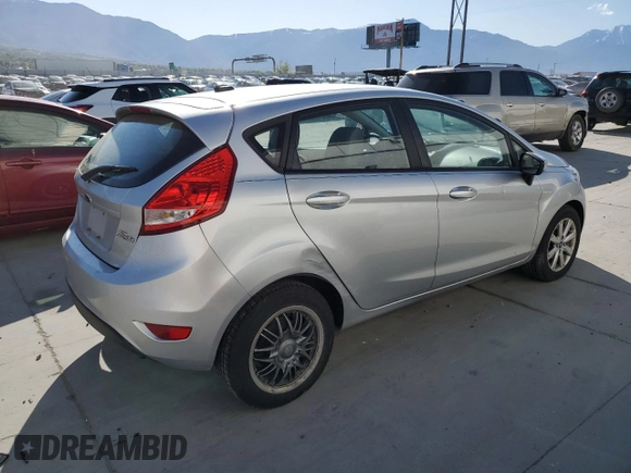 2013 Ford Fiesta S с VIN 3FADP4TJ9DM226913, выставлен на аукционе Copart как лот 55515245 с пробегом 107 947 миль миль и Списание • Salvage title. История ставок и продаж доступна на DreamBid. Изображение 3.
