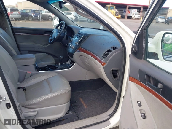 2009 Hyundai Veracruz GLS with VIN KM8NU13C09U079533, listed as a IAAI auction lot 42454292 with 169,828 mi miles and . Bid and sale history available at DreamBid. Image 5.