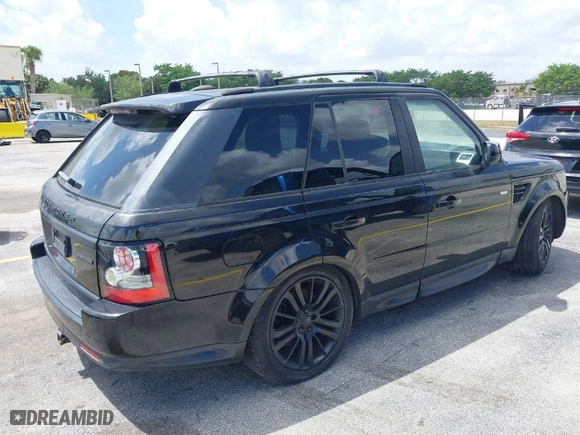 2013 Land Rover Range Rover Sport HSE LUX with VIN SALSK2D43DA760864, listed as a IAAI auction lot 41954308 with 98,514 mi miles. Bid and sale history available at carsss.com. Image 4.