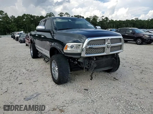 2014 Ram 2500 Laramie z VIN 3C6UR5FL4EG183158, wystawiony jako Copart lot #61846925 z przebiegiem 199 961 mil mil oraz Szkoda całkowita • Salvage title. Historia ofert i sprzedaży dostępna na DreamBid. Obrazek 14.
