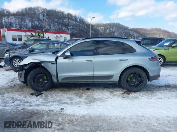 2020 Porsche Macan with VIN WP1AA2A57LLB00363, listed as a IAAI auction lot 41329460 with 35,585 mi miles and . Bid and sale history available at DreamBid. Image 14.