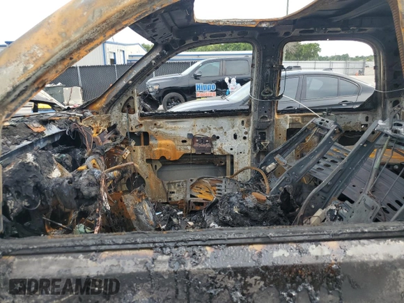 2007 Cadillac Escalade z VIN 1GYEC63847R316793, wystawiony jako Copart lot #59086055 z przebiegiem Nie podano mil oraz Nie do naprawy • Non repairable. Historia ofert i sprzedaży dostępna na DreamBid. Obrazek 7.