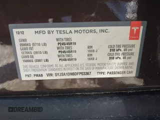 2013 Tesla Model S z VIN 5YJSA1DN6DFP03367, wystawiony jako IAAI lot #42565978 z przebiegiem 105 945 mil mil oraz . Historia ofert i sprzedaży dostępna na DreamBid. Obrazek 9.