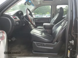 2008 Cadillac Escalade z VIN 1GYFK63818R251958, wystawiony jako Copart lot #60858735 z przebiegiem 253 726 mil mil oraz Czysty tytuł • Clean title. Historia ofert i sprzedaży dostępna na DreamBid. Obrazek 7.