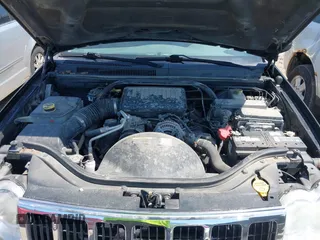 2006 Jeep Grand Cherokee Limited with VIN 1J4HR58N26C317155, listed as a IAAI auction lot 42103881 with 125,341 mi miles. Bid and sale history available at carsss.com. Image 10.