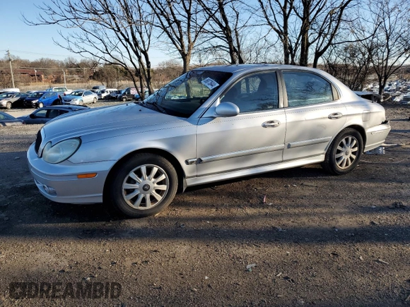 2002 Hyundai Sonata GLS with VIN KMHWF35H52A626032, listed as a Copart auction lot 86873644 with 169,614 mi miles and Salvage Title. Bid and sale history available at carsss.com. Image 1.