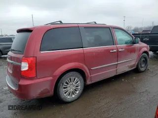2015 Chrysler Town & Country Touring-L with VIN 2C4RC1CG0FR525913, listed as a Copart auction lot 52601595 with 167,316 mi miles and Clean Title. Bid and sale history available at carsss.com. Image 3.