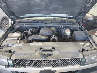 2005 Chevrolet Silverado 1500 Z71 with VIN 1GCEK19B15E272187, listed as a IAAI auction lot 42001487 with 313,138 mi miles and . Bid and sale history available at DreamBid. Image 10.