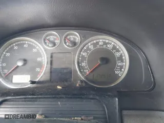 2003 Volkswagen Passat GLS with VIN WVWVD63B93E026484, listed as a IAAI auction lot 41071543 with 172,538 mi miles. Bid and sale history available at carsss.com. Image 7.