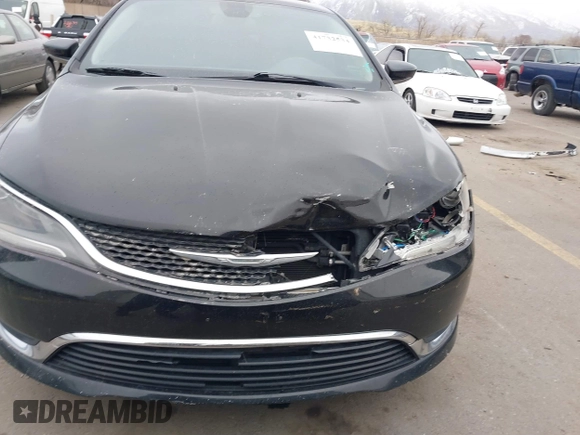 2015 Chrysler 200 Limited with VIN 1C3CCCABXFN568858, listed as a IAAI auction lot 41732534 with 110,640 mi miles. Bid and sale history available at carsss.com. Image 6.