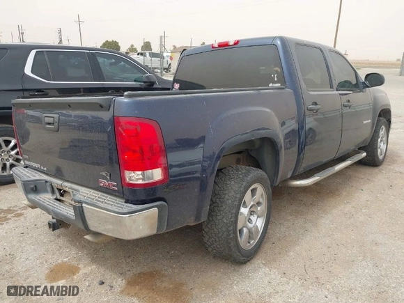 2011 GMC Sierra 1500 SLE with VIN 3GTP1VE02BG123914, listed as a IAAI auction lot 41936507 with 205,171 mi miles. Bid and sale history available at carsss.com. Image 4.