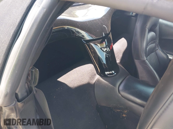 2002 Chevrolet Corvette with VIN 1G1YY32G725105771, listed as a IAAI auction lot 42693742 with 166,369 mi miles and . Bid and sale history available at DreamBid. Image 8.