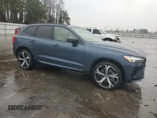 2023 Volvo XC60 Recharge Plug-In Hybrid Ultimate Dark Theme with VIN YV4H60DX3P1389100, listed as a Copart auction lot 89366805 with 17,379 mi miles and Salvage Title. Bid and sale history available at carsss.com. Image 4.
