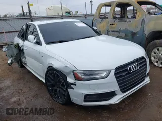 2015 Audi A4 Premium Plus with VIN WAUFFAFL6FN001386, listed as a IAAI auction lot 41711364 with 112,677 mi miles. Bid and sale history available at carsss.com. Image 1.