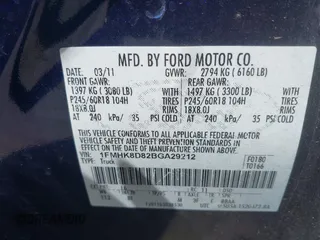 2011 Ford Explorer XLT with VIN 1FMHK8D82BGA29212, listed as a IAAI auction lot 42033218 with 197,999 mi miles and . Bid and sale history available at carsss.com. Image 9.