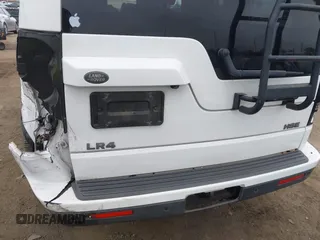 2016 Land Rover LR4 HSE z VIN SALAG2V61GA828886, wystawiony jako IAAI lot #42178599 z przebiegiem 100 217 mil mil oraz . Historia ofert i sprzedaży dostępna na DreamBid. Obrazek 17.