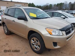 2011 Toyota RAV4 with VIN 2T3ZF4DV3BW077270, listed as a IAAI auction lot 41738055 with 205,992 mi miles. Bid and sale history available at carsss.com. Image 1.