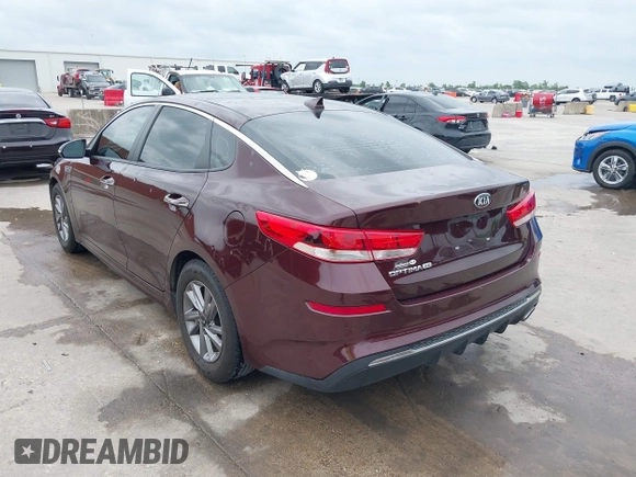 2020 Kia Optima LX z VIN 5XXGT4L37LG402118, wystawiony jako IAAI lot #42137289 z przebiegiem 47 646 mil mil oraz . Historia ofert i sprzedaży dostępna na DreamBid. Obrazek 3.