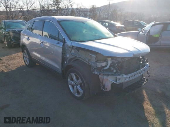 2017 Lincoln MKC Premiere with VIN 5LMCJ1D93HUL62135, listed as a IAAI auction lot 41772908 with 110,849 mi miles. Bid and sale history available at carsss.com. Image 1.