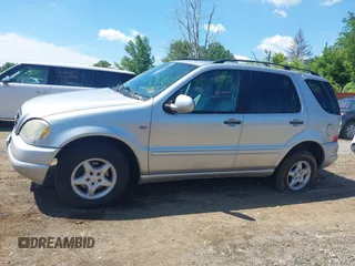 2001 Mercedes-Benz M 320/430/500 with VIN 4JGAB54E71A284509, listed as a IAAI auction lot 42637984 with 183,496 mi miles and . Bid and sale history available at DreamBid. Image 14.
