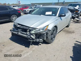 2019 Nissan Altima SR with VIN 1N4BL4CV4KN322487, listed as a IAAI auction lot 41771579 with 163,013 mi miles and . Bid and sale history available at carsss.com. Image 17.