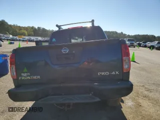 2016 Nissan Frontier Pro-4X z VIN 1N6AD0EV6GN799371, wystawiony jako Copart lot #81292914 z przebiegiem Nie podano mil oraz Szkoda całkowita • Salvage title. Historia ofert i sprzedaży dostępna na DreamBid. Obrazek 6.