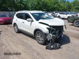 2017 Nissan Rogue SL z VIN 5N1AT2MT5HC884728, wystawiony jako IAAI lot #42330244 z przebiegiem 89 744 mil mil oraz . Historia ofert i sprzedaży dostępna na DreamBid. Obrazek 1.