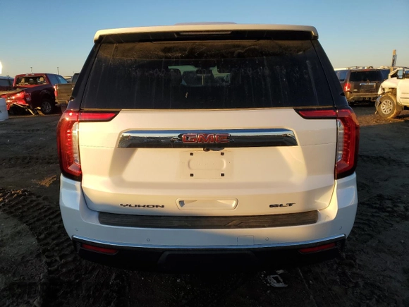 2022 GMC Yukon SLT with VIN 1GKS2BKDXNR317371, listed as a Copart auction lot 41651035 with 23,260 mi miles and Clean Title. Bid and sale history available at carsss.com. Image 6.