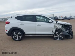 2017 Hyundai Tucson Value with VIN KM8J33A22HU493631, listed as a IAAI auction lot 41546380 with 1 mi miles. Bid and sale history available at carsss.com. Image 12.