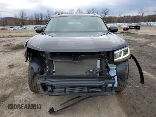2023 Volkswagen Atlas SEL Premium R-Line with VIN 1V2FR2CA5PC552133, listed as a Copart auction lot 47933765 with 19,564 mi miles and Salvage title. Bid and sale history available at DreamBid. Image 5.