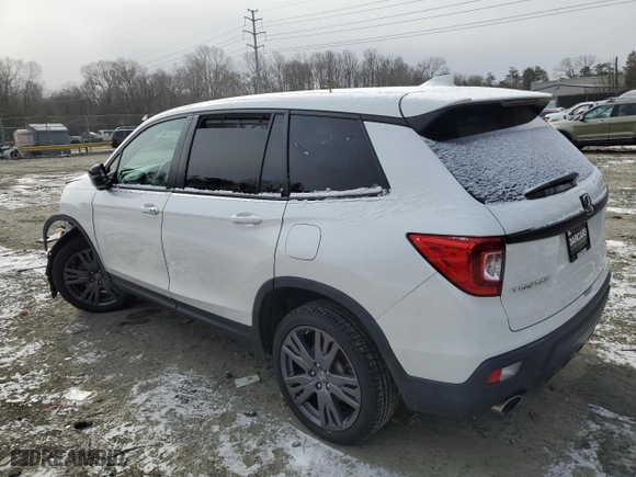 2021 Honda Passport EX-L with VIN 5FNYF8H59MB010288, listed as a Copart auction lot 46148755 with 30,361 mi miles and Salvage Title. Bid and sale history available at carsss.com. Image 2.