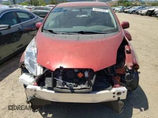2015 Nissan LEAF SV with VIN 1N4AZ0CPXFC308356, listed as a Copart auction lot 52043783 with 71,353 mi miles. Bid and sale history available at carsss.com. Image 5.