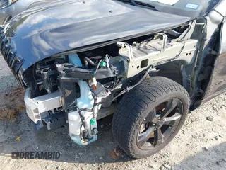 2017 Jeep Cherokee Altitude z VIN 1C4PJLABXHW666918, wystawiony jako IAAI lot #40520357 z przebiegiem 193 721 mil mil oraz . Historia ofert i sprzedaży dostępna na DreamBid. Obrazek 17.