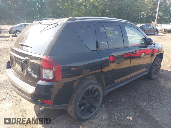 2016 Jeep Compass Latitude z VIN 1C4NJCEA3GD547417, wystawiony jako IAAI lot #42692113 z przebiegiem 155 604 mil mil oraz . Historia ofert i sprzedaży dostępna na DreamBid. Obrazek 4.