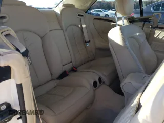 2008 Mercedes-Benz CLK 550 with VIN WDBTK72F38T092697, listed as a Copart auction lot 81805274 with 117,855 mi miles and Salvage Title. Bid and sale history available at DreamBid. Image 10.