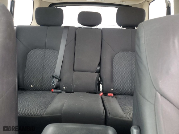 2011 Mitsubishi Endeavor LS with VIN 4A4JN2AS3BE036250, listed as a Copart auction lot 50696795 with 220,965 mi miles and Clean Title. Bid and sale history available at carsss.com. Image 10.