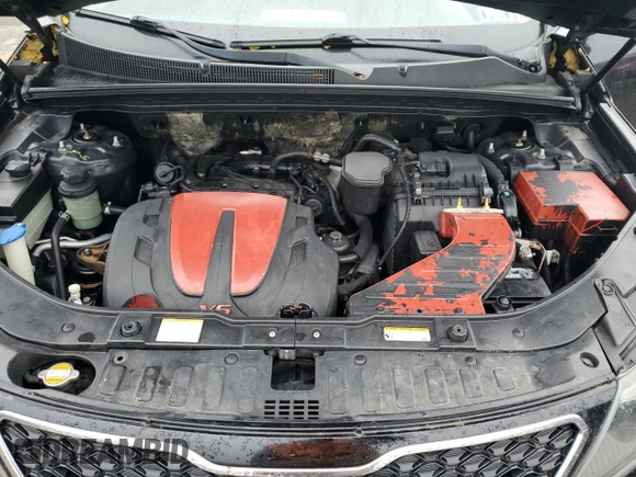 2012 Kia Sorento SX with VIN 5XYKWDA21CG213651, listed as a Copart auction lot 60831745 with 227,817 mi miles and Clean title. Bid and sale history available at DreamBid. Image 12.