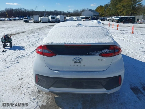 2019 Hyundai Ioniq Plug-In Hybrid Limited with VIN KMHC75LD9KU174113, listed as a IAAI auction lot 41276943 with NaN miles. Bid and sale history available at carsss.com. Image 16.