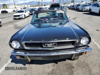 1966 Ford Mustang z VIN 6R08A210580, wystawiony jako Copart lot #48175135 z przebiegiem 9891 mil mil oraz Tytuł czysty. Historia ofert i sprzedaży dostępna na DreamBid. Obrazek 5.