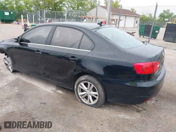 2013 Volkswagen Jetta SE с VIN 3VWDP7AJXDM359918, выставлен на аукционе IAAI как лот 42551690 с пробегом 187 957 миль миль и . История ставок и продаж доступна на DreamBid. Изображение 3.