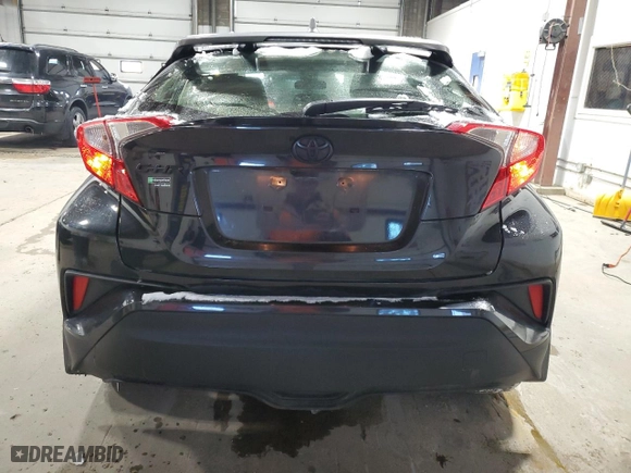2020 Toyota C-HR LE with VIN JTNKHMBX8L1089779, listed as a Copart auction lot 45429375 with 102,731 mi miles and Salvage Title. Bid and sale history available at carsss.com. Image 6.