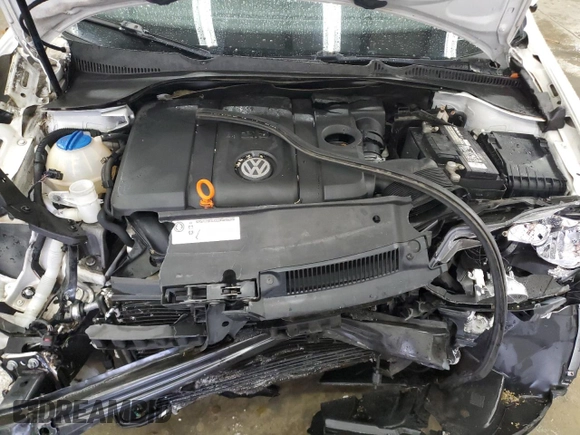 2010 Volkswagen Jetta SE with VIN 3VWTX7AJ8AM685028, listed as a Copart auction lot 83465474 with 99,943 mi miles and Salvage title. Bid and sale history available at DreamBid. Image 11.