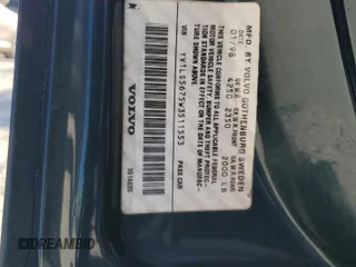 1998 Volvo S70 z VIN YV1LS5675W3511553, wystawiony jako Copart lot #75102454 z przebiegiem Nie podano mil oraz Szkody całkowita. Historia ofert i sprzedaży dostępna na DreamBid. Obrazek 13.