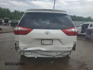 2015 Toyota Sienna XLE with VIN 5TDYK3DC6FS630405, listed as a Copart auction lot 59872045 with 60,306 mi miles and Salvage title. Bid and sale history available at DreamBid. Image 6.