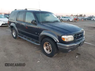 2000 Ford Explorer XLT z VIN 1FMZU83P0YZB57002, wystawiony jako IAAI lot #41881438 z przebiegiem 259 203 mil mil oraz . Historia ofert i sprzedaży dostępna na DreamBid. Obrazek 1.