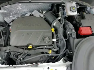 2025 Buick Encore GX Preferred with VIN KL4AMBSPXSB108433, listed as a Copart auction lot 59623165 with 5,102 mi miles and Salvage title. Bid and sale history available at DreamBid. Image 15.