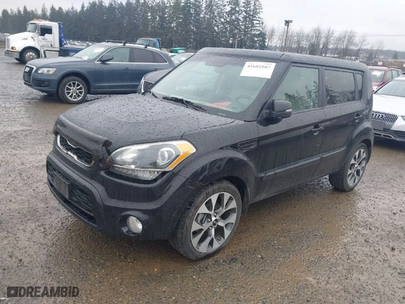 2013 Kia Soul + with VIN KNDJT2A66D7499510, listed as a IAAI auction lot 41602107 with 111,340 mi miles. Bid and sale history available at carsss.com. Image 2.