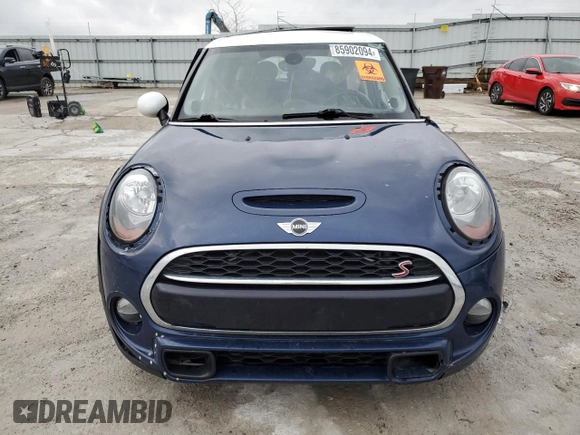 2017 MINI Hardtop 4 Door Cooper S z VIN WMWXU3C58H2D31839, wystawiony jako Copart lot #85902094 z przebiegiem Nie podano mil oraz Nie do naprawy • Non repairable. Historia ofert i sprzedaży dostępna na DreamBid. Obrazek 5.